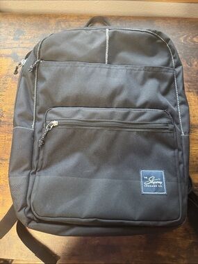 Skyway Black Rainier Simple Everyday Backpack